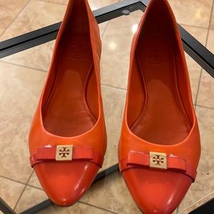 Tory Burch Orange All Leather Ballet Flats With Bow Logo size 7 1/2